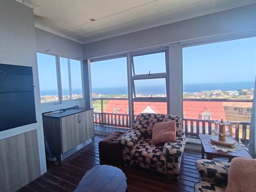 7 Bedroom Property for Sale in Tergniet Western Cape